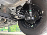 お車を安心してお乗りいただく為には、足回りの定期点検が欠かせません。サービスサポート(有償保証)では無料点検もご提供しており、安心のカーライフをお過ごしいただけるサポート体制が整っています。