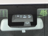 【スズキ セーフティサポート】走行中に前方の車両等を認識し、衝突しそうな時は警報とブレーキで衝突回避と被害軽減をアシスト。より安全にドライブをお楽しみいただけます。