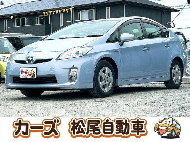 トヨタ プリウス 
