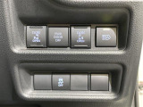 【両側パワースライドドア】小さなお子さまでもボタン一つで乗り降りラクラクです!両手に荷物を抱えている状態でもボタンを押せば自動で開閉するので、お買い物やお出かけの際にはとっても重宝します!