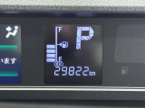 たとえばダイハツのお店にある、たくさんのスマアシ搭載車は、正常に作動する事をしっかり確認します。