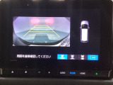 バックでの車庫入れも安心です! リアカメラが付いているバックモニター付のナビを装備しております。バンパーについているソナーや、操作線もついており距離感も画面から確認できます。
