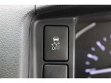 『U-Carつるた店はサービス工場も併設』 ※3ストール設備で買った後の整備も安心です※ 『U-Carつるた店はau携帯ショップも常設』 ※営業時間 AM9:30-PM5:00まで※