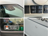 品質へのこだわり!フロアマットやシートなど車内をキレイに清掃し、ニオイや汚れなどを徹底的にクリーニングしてもらっております。室内はピカピカです☆