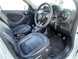 ◆LIBERALAは、輸入車選びの新たなスタイルを提案するインポート・セレクト・ブランドです。オーナー様となる方がクルマから直接感じる感性を第一にした、最良の一台との出会いをコーディネートいたします。