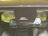 【【プリクラッシュセーフティ】前方の車両等を検知し、衝突しそうな時は警報で注意を促し、ブレーキを踏む力をサポート。ブレーキを踏めなかった場合は衝突被害軽減ブレーキが作動、衝突回避をサポートします。