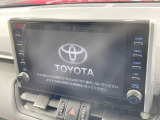 【純正9型ナビ】人気の純正ナビを装備。オーディオ機能も充実しており、Bluetooth接続すればお持ちのスマホやMP3プレイヤーの音楽を再生可能!毎日の運転がさらに楽しくなります!!