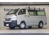 『U-Carつるた店はサービス工場も併設』 ※3ストール設備で買った後の整備も安心です※ 『U-Carつるた店はau携帯ショップも常設』 ※営業時間 AM9:30-PM5:00まで※