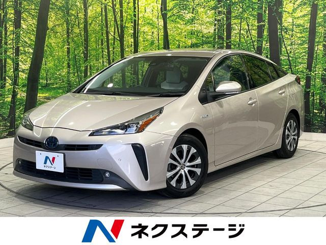 トヨタ プリウス 