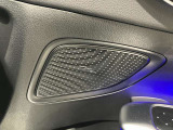 メルセデス・ベンツの定める厳しい基準をクリアしたお車のみをご案内させて頂きます。納車前整備はメーカー規定に基づき100項目以上にも及ぶ点検を熟練のメカニックによって行いご納車させて頂きます。