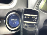 【エンジンスターター】離れた場所からでもリモコンでエンジン始動が可能。乗車前始動で夏場&冬場に大活躍!