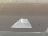 【トヨタセーフティセンス】走行中に前方の車両等を認識し、衝突しそうな時は警報とブレーキで衝突回避と被害軽減をアシスト。より安全にドライブをお楽しみいただけます。