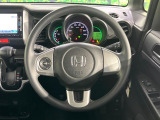 【ステアリングスイッチ】運転中、前方から目線をそらすことなく、オーディオ等の操作が可能な便利機能!安心&快適なドライブを演出してくれます♪