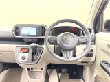 運転しやすいインパネ周りです。見やすいレイアウトで快適なドライブをサポートします☆☆
