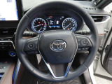 ぜひ展示車の運転席に座ってみてください。