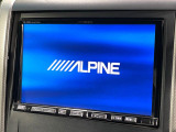 【大画面ナビ】人気の大型8インチナビを装備。存在感アリアリの大画面はインパクト大!ナビ利用時のマップ表示は見やすく、テレビやDVDは臨場感がアップ!いつものドライブがグッと楽しくなります♪