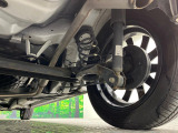 お車を安心してお乗りいただく為には、足回りの定期点検が欠かせません。サービスサポート(有償保証)では無料点検もご提供しており、安心のカーライフをお過ごしいただけるサポート体制が整っています。