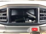 当車両はオーディオレスです。多彩なナビゲーション・オーディオをご用意しております。詳しくは当店スタッフにお問い合わせください。