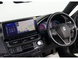 使いやすさや安全性を追求したステアリング周り!高級車ゆえにスイッチ類が多いのも特徴ですね!考え尽くされた配置ですぐに使いこなす事が出来ますのでご安心下さい!是非、体感してみて下さい!!