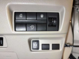片側電動スライドドアなので運転される方も乗車される方もとっても便利です♪