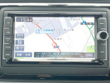 ●VW純正ナビ:一体感のあるナビは、高級感ある車内を演出してくれます。Bluetooth再生などオーディオ機能も充実しておりますので、運転もより楽しめます♪
