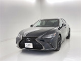 「ES300h F SPORT」入荷いたしました。ボディーカラーは&ldquo;グラファイトブラックガラスフレーク&rdquo;です。