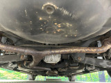 【本州仕入れ】のお車ですので、エンジンルームや下回りのサビも比較的少なく、お車を長く乗りたい方にぴったりの1台となっております♪