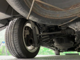 お車を安心してお乗りいただく為には、足回りの定期点検が欠かせません。サービスサポート(有償保証)では無料点検もご提供しており、安心のカーライフをお過ごしいただけるサポート体制が整っています。