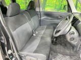 ドライバーによって運転しやすいポジションは異なり、あの車はどうなのか不安なこともありますよね。気になるお車は店頭で乗り込んでご確認いただけます♪