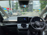 窓ガラスが大きく車両感覚も掴みやすいお車ですので安心してお乗りいただけます。