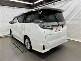 走りにこだわりながら収納力も持ち合わせたお車です。