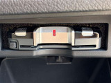 【ETC】高速道路や有料道路を頻繁に利用する方に便利なETC。車載器とカードで簡単に料金を支払い、長距離移動もストレスフリーです。