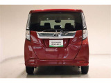 明るく視認性の良いLED式テール&ハイマウントストップランプ採用で、後続車に対して自車の存在をアピールすることて安全性を高めます!