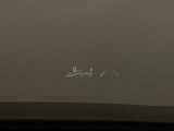 ヘッドアップディスプレイ(HUD)付!、フロントウインドウガラスに運転支援システムの作動状況や走行に関するさまざまな情報を表示することができます。