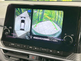 【アラウンドビューモニター】専用のカメラにより、上から見下ろしたような視点で360度クルマの周囲を確認することができます☆死角部分も確認しやすく、狭い場所での切り返しや駐車もスムーズに行えます。