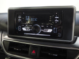 CD/USB/BTチューナーが装備されています。お手持ちのスマホと接続してハンズフリー通話が可能です。