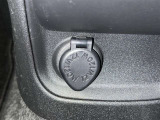 シガーソケット用の充電器が使用可能です!
