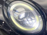 ●LEDヘッドライト:夜間走行時も良好な視界を確保し安心して運転できる高輝度LEDヘッドライトを装備!点灯速度が早く、消費電力も抑えられています。