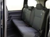 ゆとりある広々とした車内空間は、ドライブを始め買い物やレジャーなど、幅広く活躍します。一人でもみんなとでもお出かけを楽しみましょう!