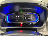 走行距離660キロになります。まだまだこれからのキョリですね!見やすいスピードメーターですね。
