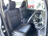 運転席シート廻りは使用感も少なく、良好な状態となっています。丁寧に使われていたことがよくわかりますね。