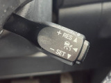 【レーダークルーズコントロール】高速道路での長距離走行が楽に!!自動で速度を保つクルーズコントロールが、衝突軽減システムと連携し、前方の車両を感知して車間を保つように速度調節してくれます!!