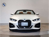 ☆BMWの代名詞とも言える【キドニーグリル】一目見ただけでBMW車であると認識できる確固たるアイコンとして存在感を放ちます☆