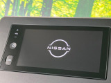 【ディスプレイオーディオ】お持ちのスマホやMP3プレイヤーとの無線接続で音楽再生が可能!コードで繋ぐわずらわしさも無く、手軽にお気に入りの音楽を楽しめます。