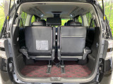普段のお買い物や通勤、送迎等に十分な荷室スペースを確保しております。セカンドシートを倒すと、大きな荷物の積載も可能です♪