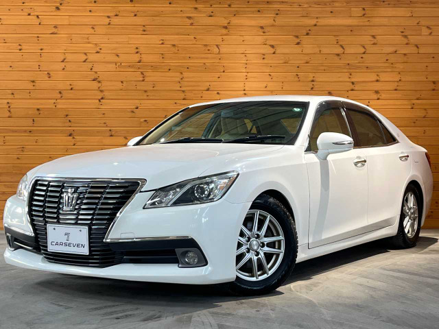 クラウン 2.5 ロイヤルサルーン i-Four 4WD 