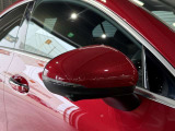 メルセデスの認定中古車「サーティファイドカー」には、最大100項目にも及ぶ点検・整備項目が設定されています>