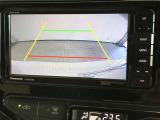 後方の見にくい視界もバックモニターで確認サポートして駐車時も安心☆