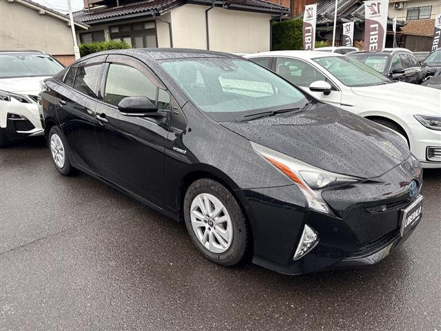 プリウス 1.8 S セーフティ プラス 修復歴無し