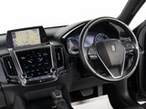 使いやすさや安全性を追求したステアリング周り!高級車ゆえにスイッチ類が多いのも特徴ですね!考え尽くされた配置ですぐに使いこなす事が出来ますのでご安心下さい!是非、体感してみて下さい!!